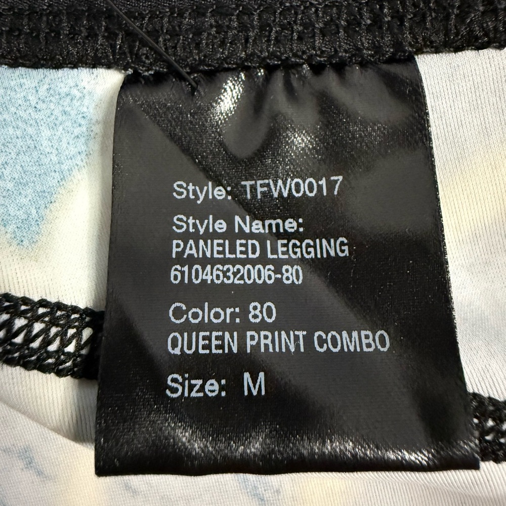 NWT Twin Fantasy Queen Print Panel Legging M Italian Fabric $249 Retail - Picture 15 of 16